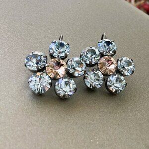 Sabika How Sweet Daisy Drop Earrings